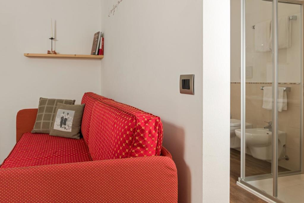 Hotel Garni Lastei Pozza di Fassa Ngoại thất bức ảnh